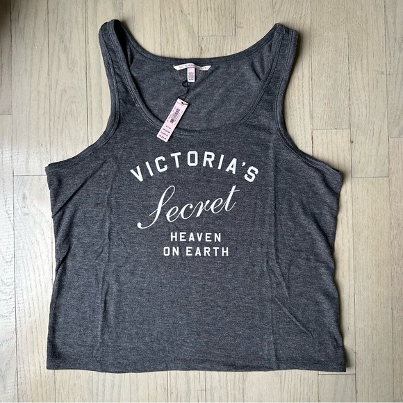 NWT Victoria’s Secret Gray Sleep/Lounge Set - Picture 6 of 9